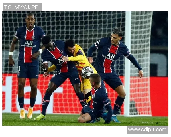 巴塞罗那与巴黎次回合精彩重播回顾与分析