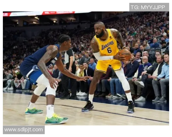 骑士与鹈鹕激战10月31日球迷期待精彩对决与精彩瞬间